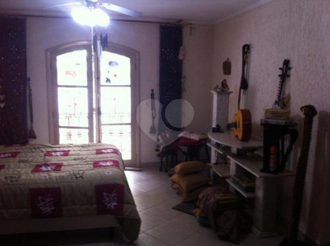 Sobrado à venda com 6 quartos, sendo 4 suítes, em Barro Branco (zona Norte), São Paulo, SP