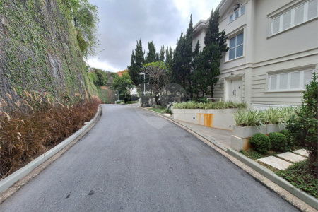 Casa à venda com 4 suítes no condomínio Villagio DI Sopra, São Paulo - SP