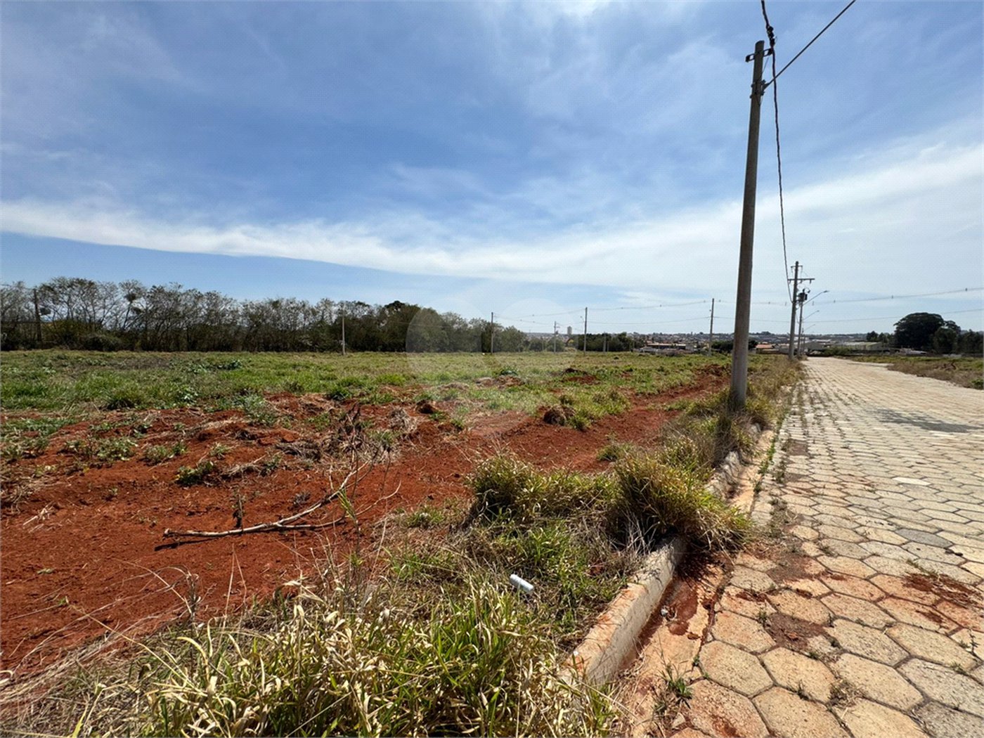 Terreno à venda em Vila Asem, Itapetininga, SP