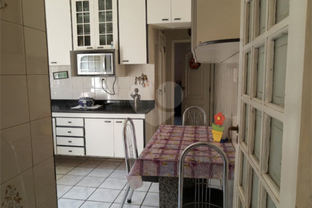 Casa Térrea à venda com 4 quartos, sendo 1 suíte,  em Vila Mazzei, São Paulo, SP