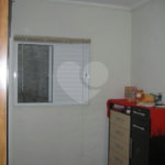 Casa à venda com 3 quartos, sendo 1 suíte, no condomínio Residencial Maracujás, São Paulo - SP