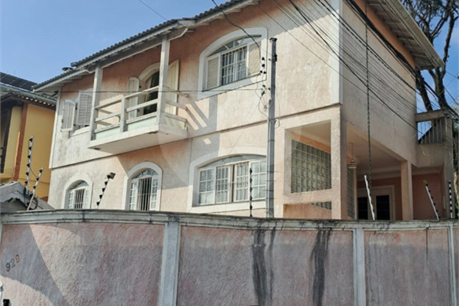 Casa à venda com 4 quartos, sendo 2 suítes, em Butantã, São Paulo, SP