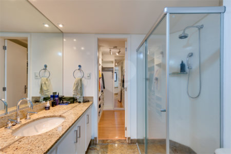 Apartamento à venda ou para alugar com 4 suítes em Alto da Boa Vista, São Paulo, SP