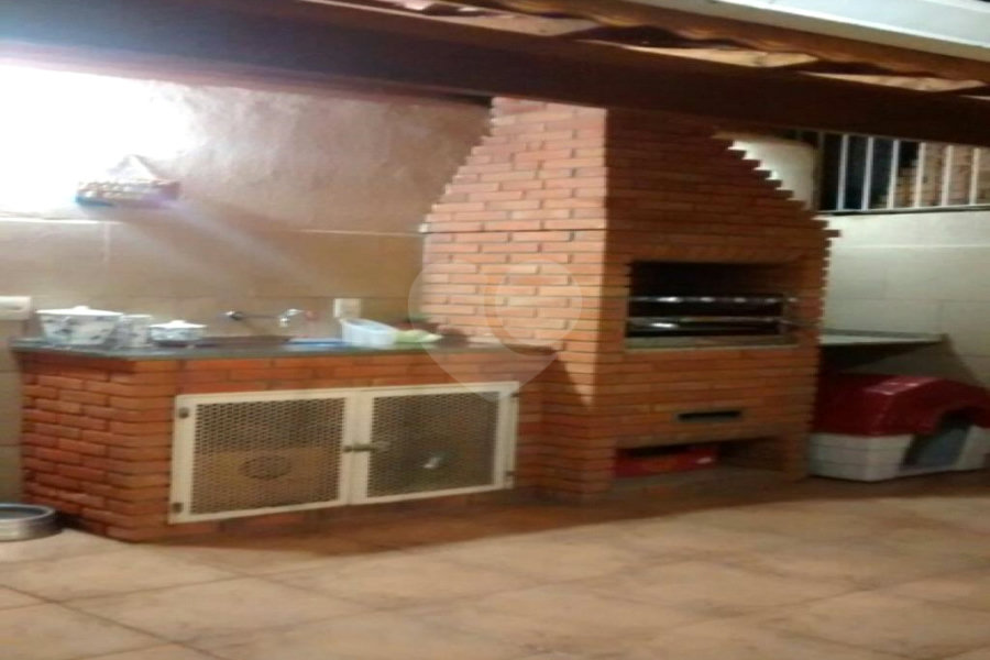 Casa à venda com 3 quartos, sendo 1 suíte, em Butantã, São Paulo, SP