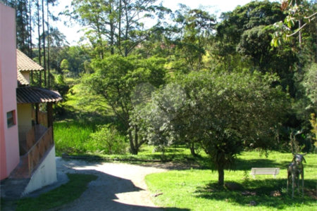 Sítio à venda com 3 quartos, sendo 1 suíte,  em Caputera, Mogi das Cruzes, SP