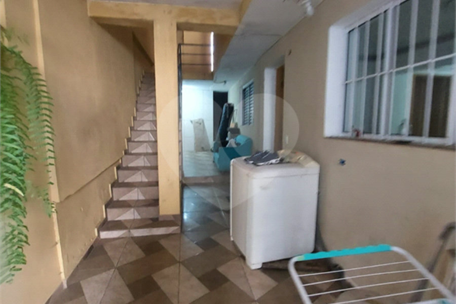 Sobrado à venda com 8 quartos no Brasilândia, São Paulo, SP