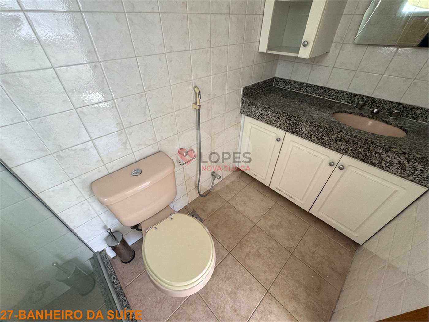 Apartamento à venda com 3 quartos, sendo 1 suíte, em Grajaú, Rio de Janeiro, RJ