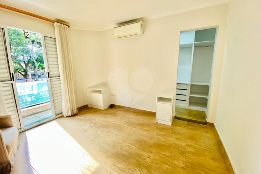 Sobrado à venda com 3 quartos, sendo 1 suíte, em Tremembé, São Paulo, SP
