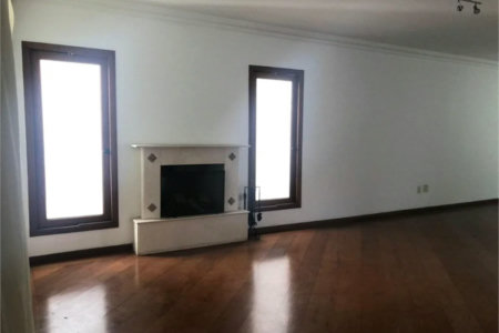 Casa à venda com 4 suítes no condomínio Vila das Emboabas, São Paulo - SP