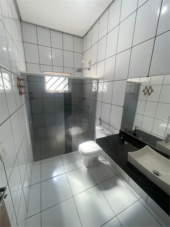 Casa para alugar com 3 quartos, sendo 1 suíte, em Setor Industrial, Balsas, MA