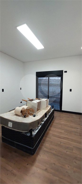 Casa à venda ou para alugar com 5 quartos, sendo 3 suítes, no condomínio Figueira Garden, Atibaia - SP