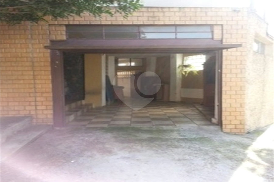 Sobrado à venda com 3 quartos, sendo 1 suíte, em Vila Mariana, São Paulo, SP