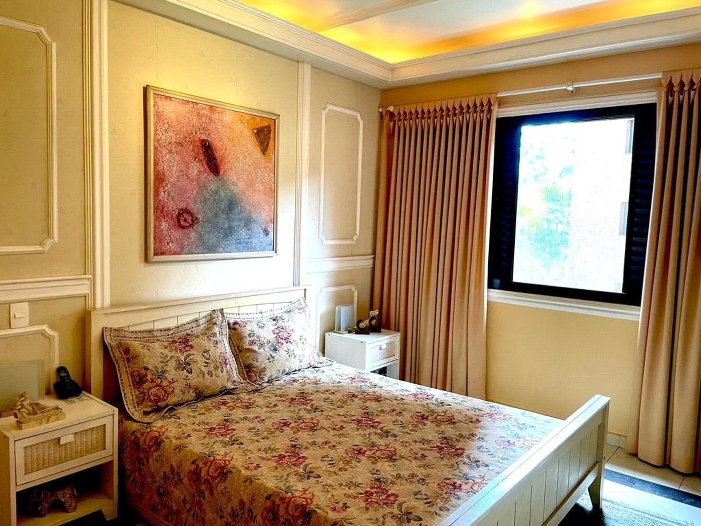 Apartamento à venda ou para alugar com 4 quartos, sendo 3 suítes,  em Jardim Vitória Régia, São Paulo, SP