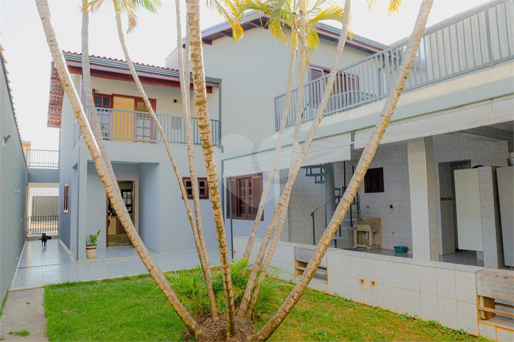 Casa à venda com 4 quartos, sendo 1 suíte, em Jardim Planalto, Salto, SP