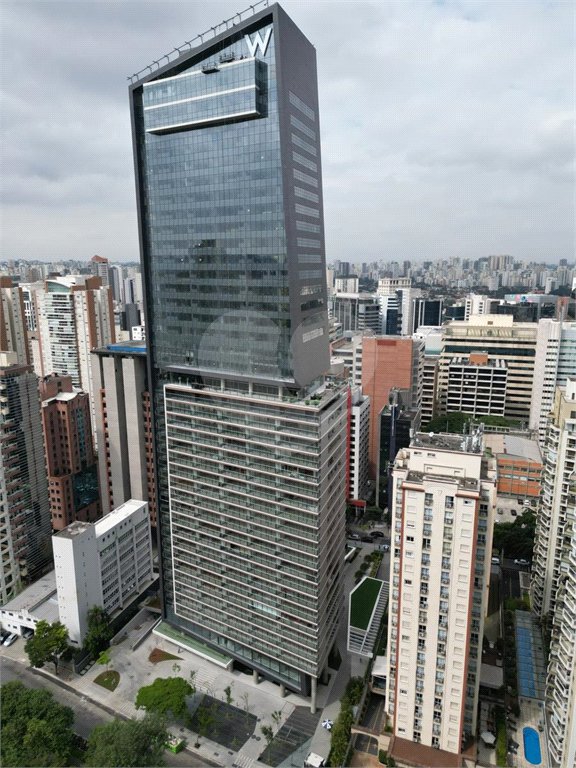 Apartamento à venda com 1 quarto em Vila Olímpia, São Paulo, SP