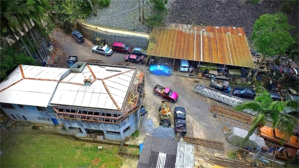 Terreno para alugar com 2 quartos, sendo 1 suíte, em Roncon, Ribeirão Pires, SP