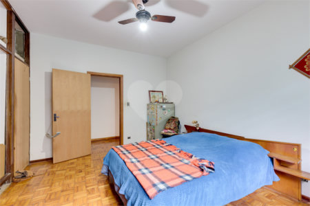 Casa à venda com 5 quartos, sendo 2 suítes, em Alto da Boa Vista, São Paulo, SP