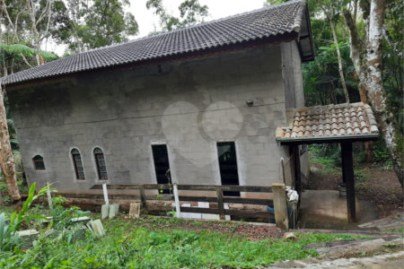 Chácara à venda com 3 quartos, sendo 1 suíte,  em Taiaçupeba, Mogi das Cruzes, SP