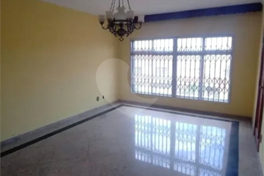 Casa à venda com 3 quartos, sendo 1 suíte,  em Vila Maria, São Paulo, SP