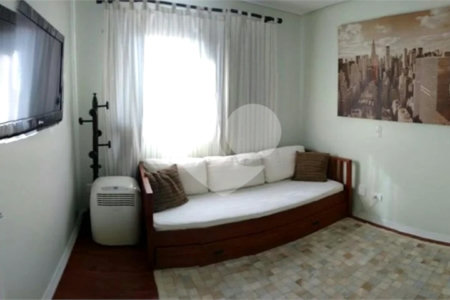 Duplex à venda com 3 quartos, sendo 1 suíte, em Vila Andrade, São Paulo, SP