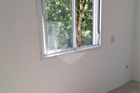 Casa Térrea à venda com 3 quartos, sendo 1 suíte, em Parque Rizzo, Cotia, SP