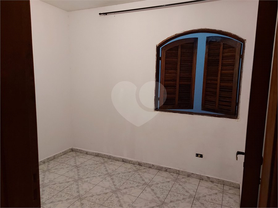 Sobrado à venda com 3 quartos em Jardim City, Guarulhos, SP