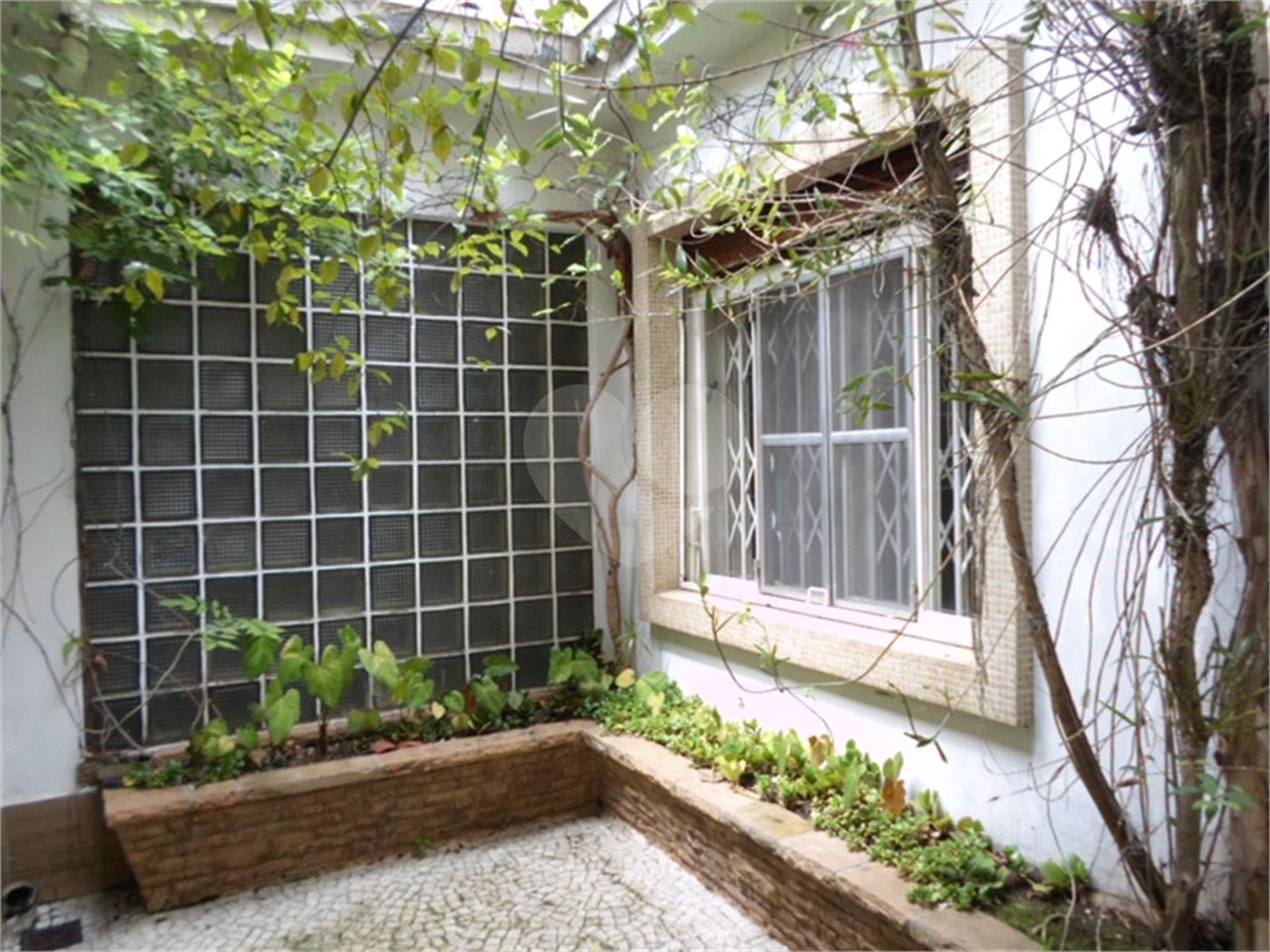 Casa à venda com 2 suítes em Paraíso, São Paulo, SP