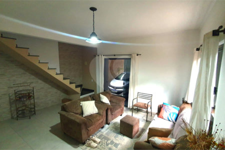 Casa à venda com 4 quartos, sendo 1 suíte,  em Jardim Bonsucesso, Sorocaba, SP