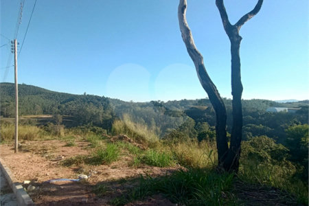 Terreno à venda no condomínio Bosque da Represa, Nazaré Paulista - SP