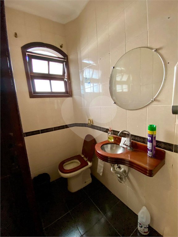 Sobrado à venda com 3 quartos, sendo 1 suíte, em Vila Gomes Cardim, São Paulo, SP