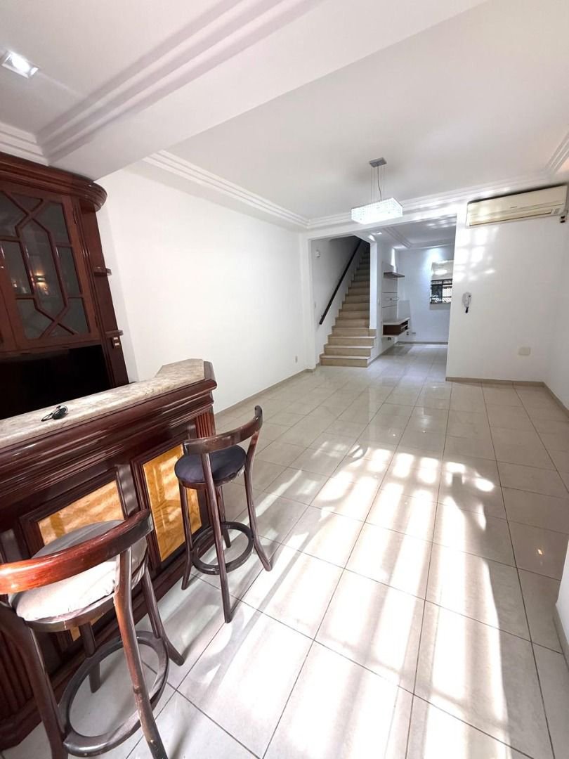 Sobrado com 3 dormitórios, 200 m² - venda por R$ 2.350.000,00 ou aluguel por R$ 12.500,00/mês - Embaré - Santos/SP