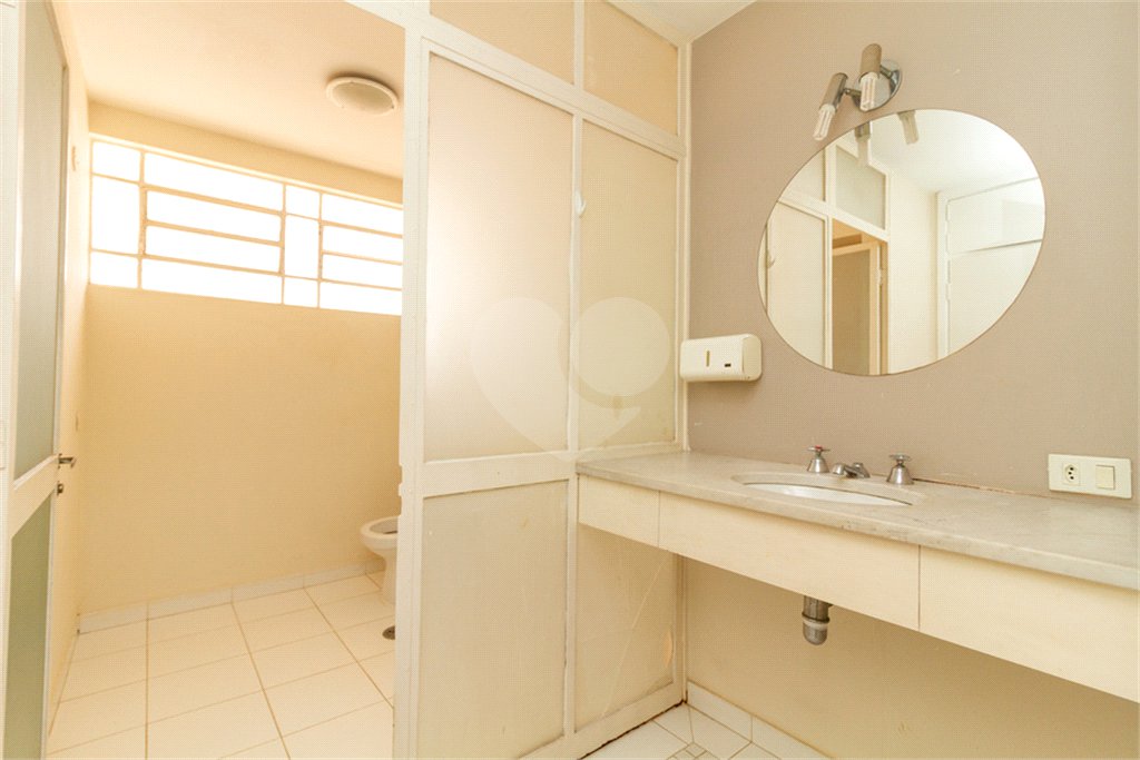 Sobrado à venda com 3 quartos, sendo 1 suíte, em Vila Olímpia, São Paulo, SP