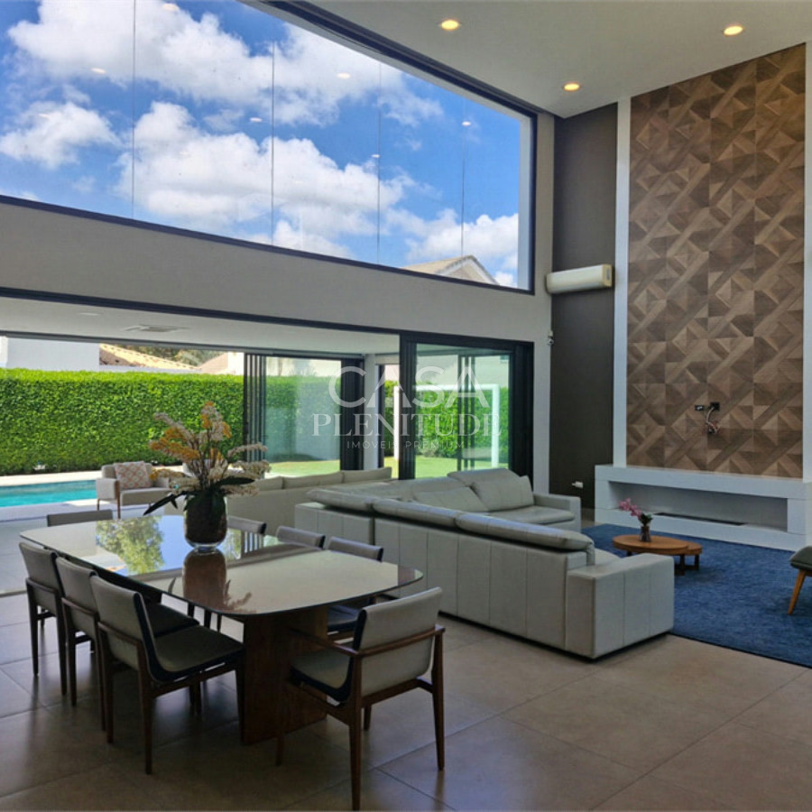 Casa para alugar com 4 suítes em Brigadeiro Tobias, Sorocaba, SP