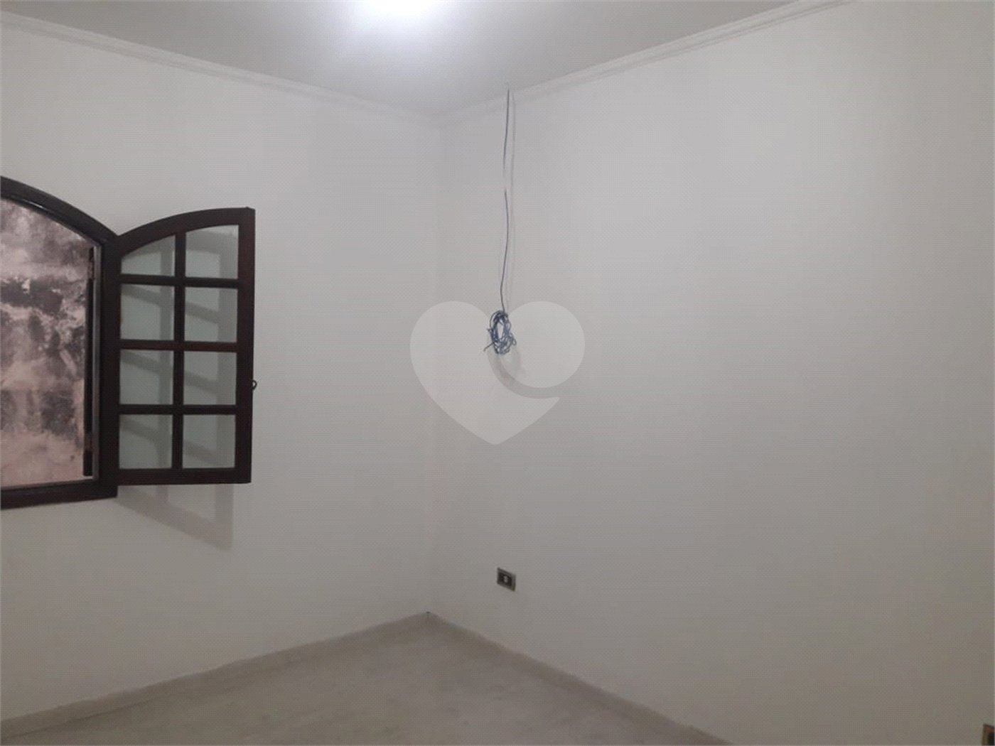 Sobrado à venda com 4 quartos, sendo 1 suíte, em Jaçanã, São Paulo, SP