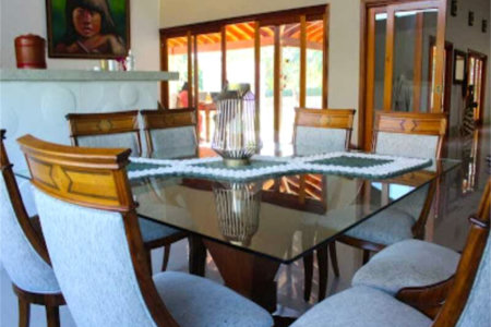 Casa à venda com 5 quartos, sendo 3 suítes, no condomínio Residencial Vale das Laranjeiras, Indaiatuba - SP