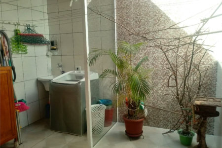 Casa à venda com 3 quartos, sendo 1 suíte, no condomínio Alcides Moreira, São Paulo - SP