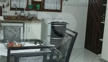 Sobrado à venda com 3 quartos, sendo 1 suíte,  em Vila Guilherme, São Paulo, SP