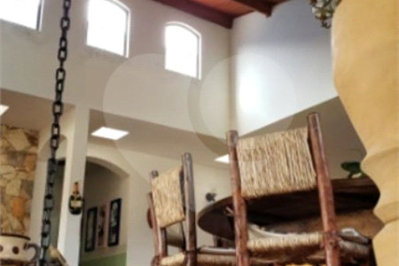 Sítio à venda com 6 quartos, sendo 5 suítes, em Dos Mimis, Piracaia, SP