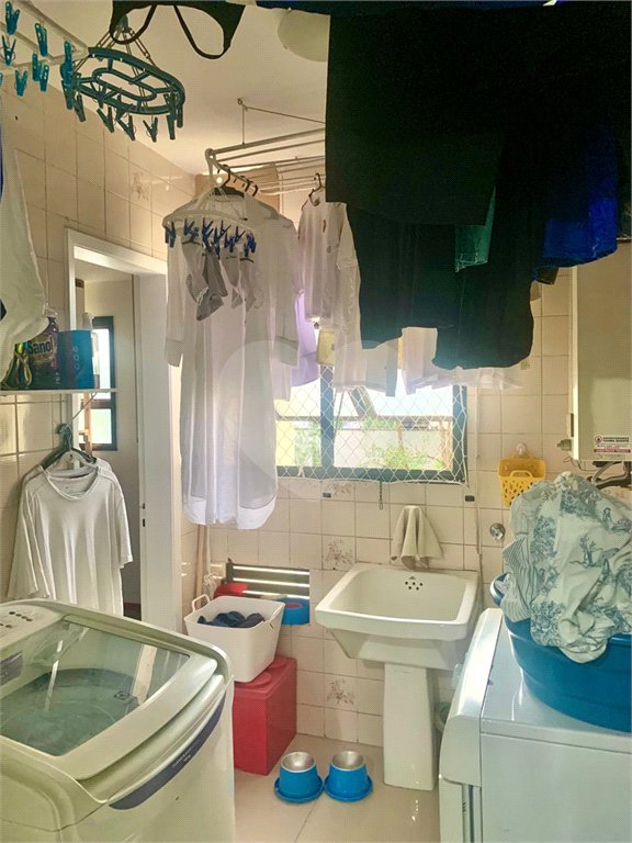 Apartamento à venda com 2 quartos, sendo 1 suíte,  em Real Parque, São Paulo, SP