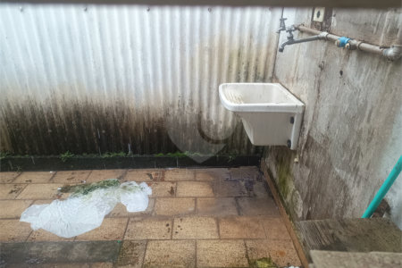 Casa Térrea à venda com 3 quartos, sendo 1 suíte,  em Campininha, São Paulo, SP