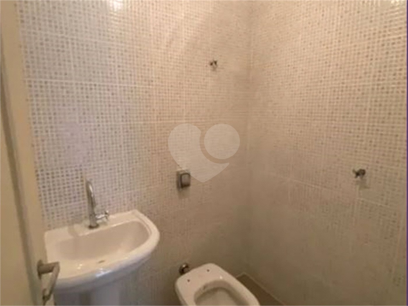 Sobrado à venda ou para alugar com 5 quartos, sendo 3 suítes, em Santana, São Paulo, SP