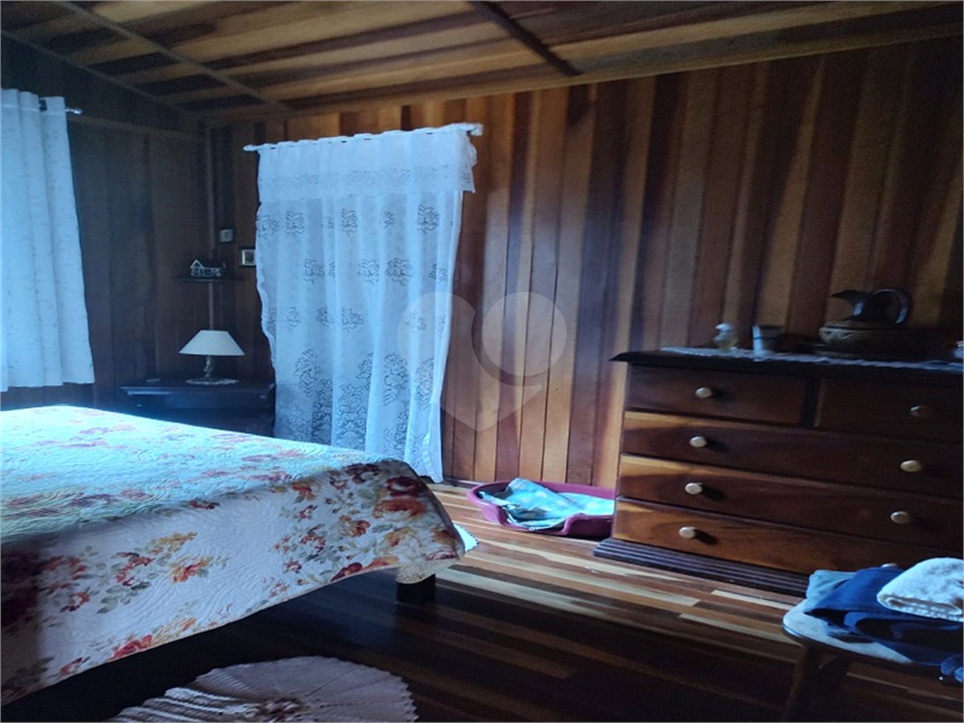Chácara à venda com 4 quartos, sendo 1 suíte, em Chácaras Fernão Dias, Atibaia, SP