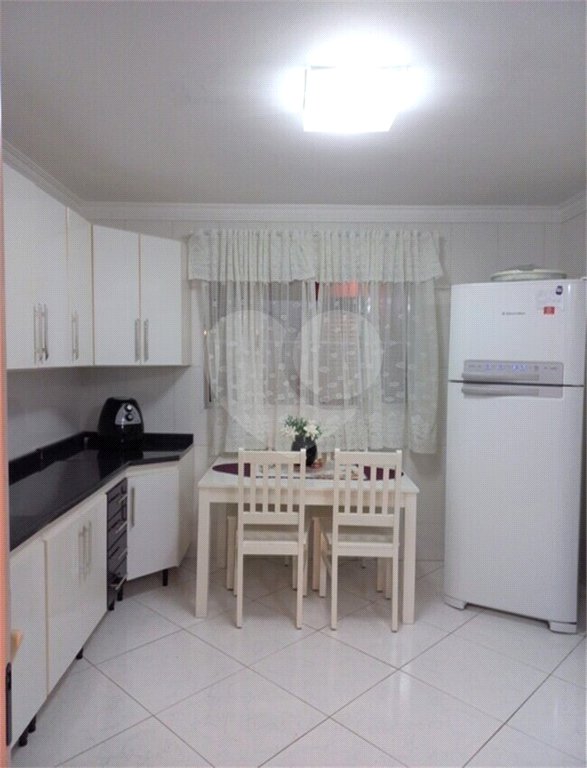 Sobrado à venda com 2 quartos em Jardim Santa Emília, São Paulo, SP