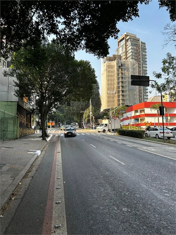 Apartamento à venda com 3 quartos em Pinheiros, São Paulo, SP