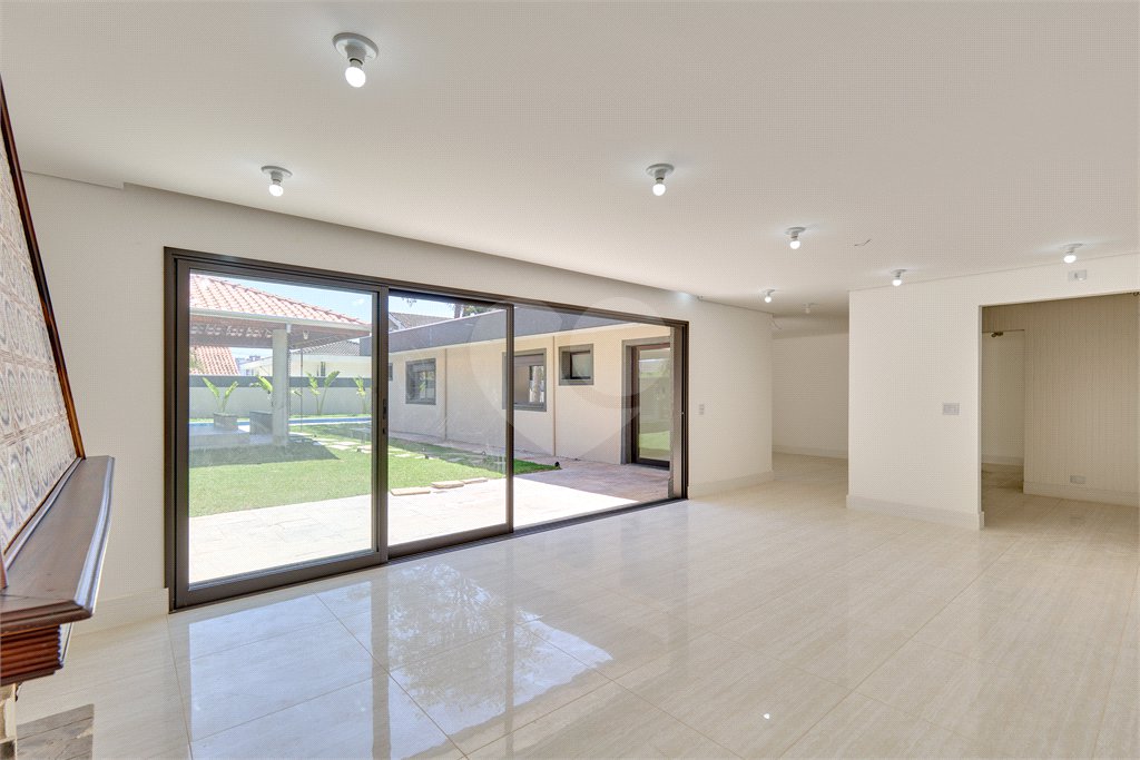 Casa Térrea à venda com 4 quartos, sendo 3 suítes, em Jardim Prudência, São Paulo, SP