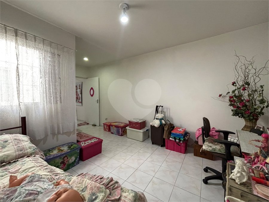 Casa à venda com 3 quartos em Vila Galvão, Guarulhos, SP