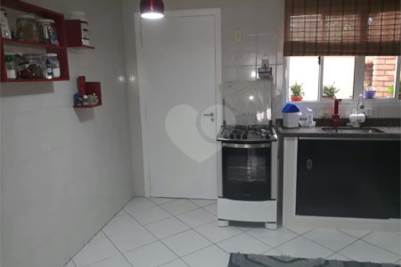 Casa à venda com 3 quartos, sendo 2 suítes,  no condomínio Residencial Villagio Del Cuore, São Paulo - SP