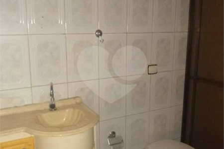 Sobrado à venda com 3 quartos, sendo 1 suíte, em Jardim Santa Luiza, Sorocaba, SP