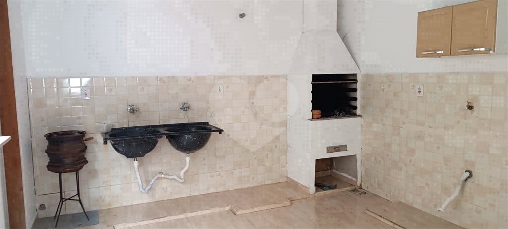Casa à venda com 4 quartos, sendo 1 suíte, em Jardim Planalto, Salto, SP