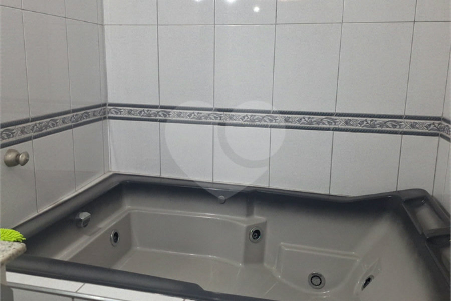 Apartamento à venda com 3 quartos, sendo 1 suíte,  em Santana, São Paulo, SP